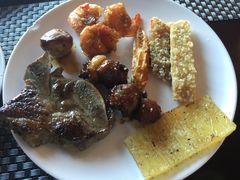 -荣誉国际酒店-云顶旋转餐厅