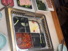 -巴渝瓦肆重庆鲜火锅(宝龙环湖店)