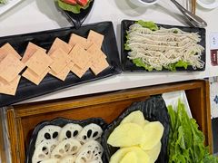 -土连锅·现熬养生汤锅(梁家巷店)