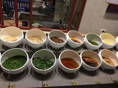 自助调料区-德香苑脆皮烤鸭·经典(爱融荟城店)