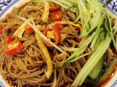 鸡丝荞面饸络-老兰家传统烧烤炒菜泡馍(小南门店)
