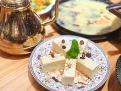 -塔哈尔·新疆盛宴(城西银泰店)