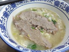 牛肉泡馍-一间楼牛羊肉泡馍馆(东一路店)