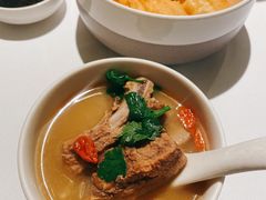 功夫·慢煮肉骨茶-狮拾久·现代新加坡料理(壹方城店)
