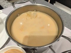 -红鼎豆捞·非遗鲍皇汤火锅(宝丰路店)