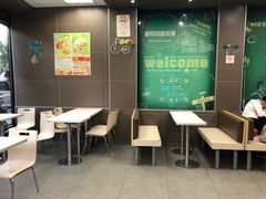 -华莱士·全鸡汉堡(柳州店)