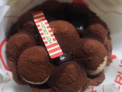 -HOT CRUSH趁热集合·现烤面包(上海环球港店)