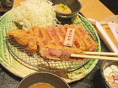 -牛カツ京都勝牛(河原町蛸薬師店)