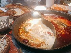 -赵美丽·重庆社区火锅·直营店(火车东站·中豪国际店)