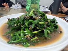 -小胡子农家菜馆