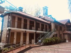 -香港大学