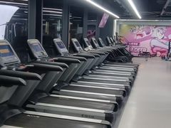 -超鹿运动(五四路恒力城店)