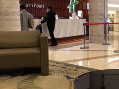 -上海虹桥君丽假日酒店(娄山关路地铁站店)