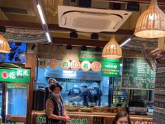 -云阿蛮云南生烫牛肉米线(奉贤路店)