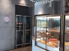 面包甜点陈列柜-奈雪的茶(大梅沙8号仓店)