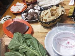 -范贤光鸡公煲(平乐园总店)