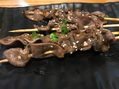 烤鸭胗-路边摊小炉子烧烤