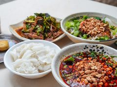 -余庆小吃(小吃一条街店)