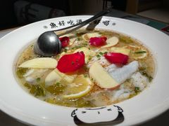 -江渔儿酸菜鱼(万科东荟城店)
