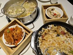 -煲王粤菜餐厅(中侨中心店)