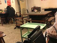 大堂-邓莽子老火锅(中兴路总店)