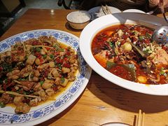-小三峡食府(西五路店)