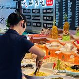 被东北朋友‼️反复拉来吃的铁锅炖…