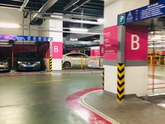 场地-中庚漫游城停车场