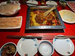 -二荆条·蜀鲜汇城市森林火锅