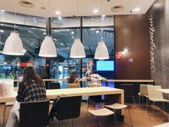 大堂-肯德基(北京南站店)