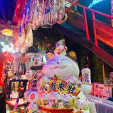 没打卡过他家，不敢说自己是名媛