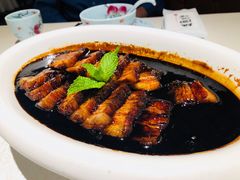 招牌焦糖黑叉烧-维园悦谱·海派家常菜(乌鲁木齐南路店)