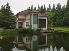 -上海怡沁园度假酒店