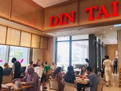 -Galleria百货店名品馆