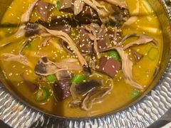 -古都历食南京菜·烤鸭·鸭血粉丝·汤包(南京博物院店)