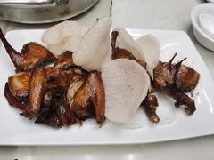 招牌红烧乳鸽-肥仔文澳门猪骨煲(南京西路店)