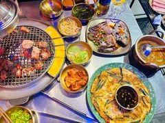 -釜山火炉·海鲜烤肉(紫藤路店)