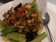 -万龙洲海鲜(大兴绿地缤纷城店)