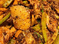 -嘎嘎鸭下巴·爆辣干锅(明教寺店)