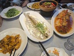 -吴越荣记苏州菜·松鼠桂鱼100%活鱼现做(斜塘老街店)