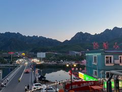 -百里峡七彩艺术小镇