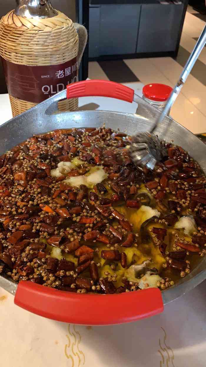 老屋川菜·水煮鱼(新年华购物中心店)