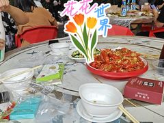 -老街烧烤大排档·地道湖北菜·龙虾馆(汉口火车站店)