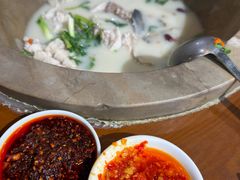 -鲜呦蒸汽石锅鱼(北辰路店)