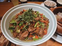 -老滇山寨•云南特色菜•地方菜•民族风情歌舞表演(金碧店)