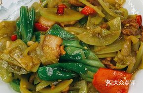 Green Tomato and Pork Belly Stir-fry