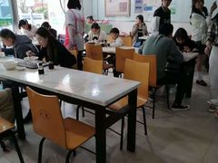 大堂-绿杨馄饨临顿路店