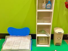 -枫叶小镇奥特莱斯