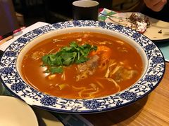冬荫功肥牛-临界音乐酒馆·小龙虾·江湖菜(华熙LIVE·鱼洞店)