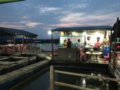 -海上驿站渔家菜馆